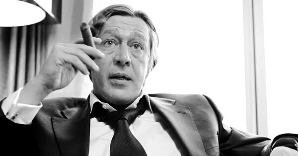 Михаил Ефремов