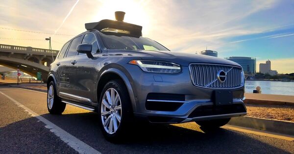 Беспилотный Volvo XC90 для UBER