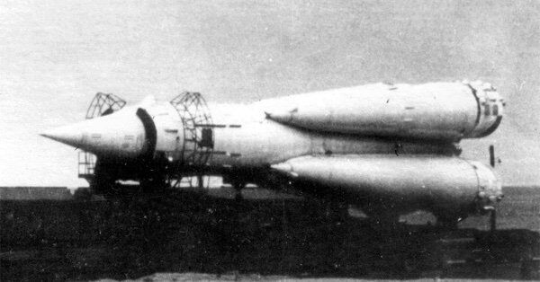 cosmo_r7.jpg Ракета Р-7