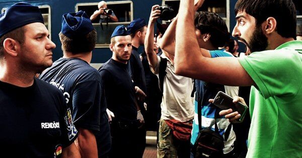ec_polizei.jpg Мигранты и полиция