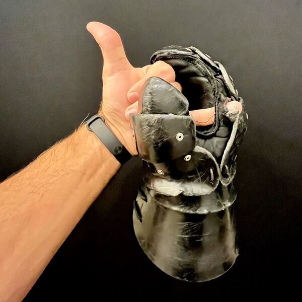 glove