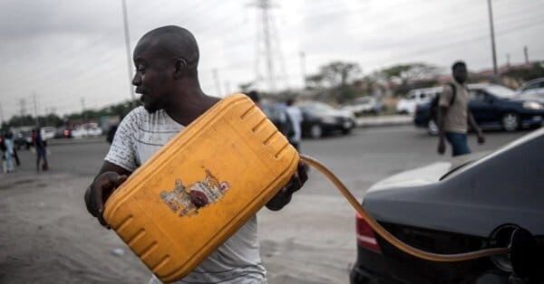 nigeria_gazoline.jpg Перебои с бензином в Нигерии