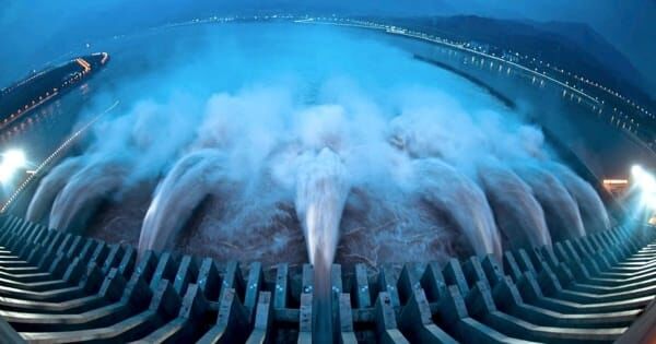 petroleum_hydro.jpg Гидроэлектростанция и цены на нефть