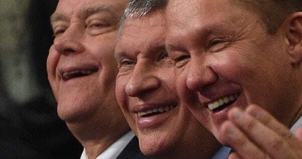 reign_trio.jpg Сечин Миллер Якунин
